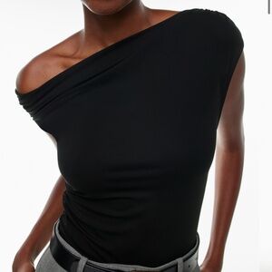 Aritzia Babaton Gallery Top